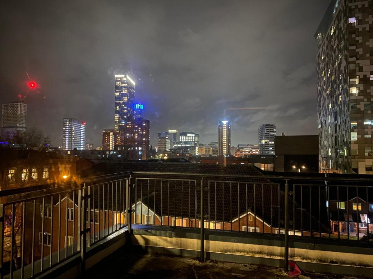 Penthouse Private Room - Top Rated - Great Location เบอร์มิงแฮม ภายนอก รูปภาพ